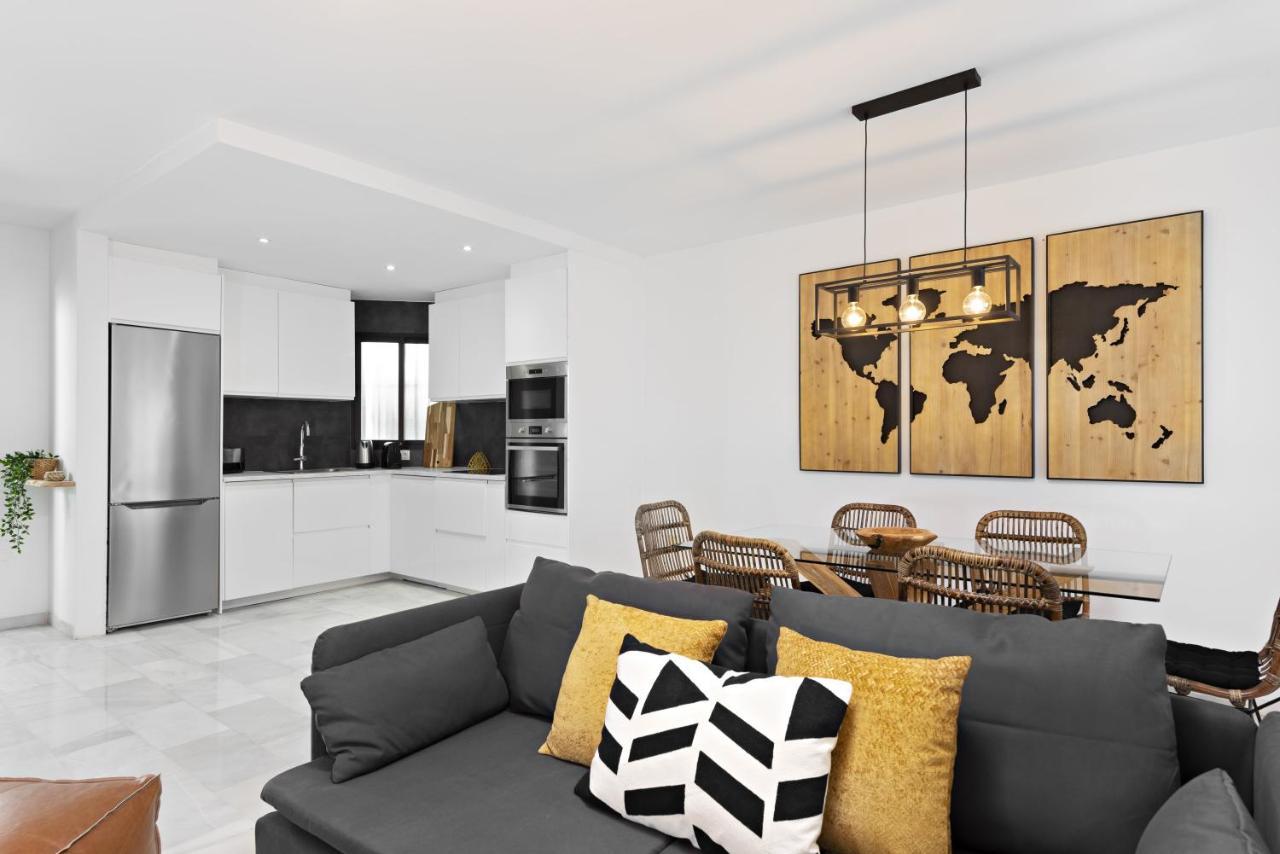 Two Bedroom Apartment In Puerto Banus With Terrace Marbella Buitenkant foto