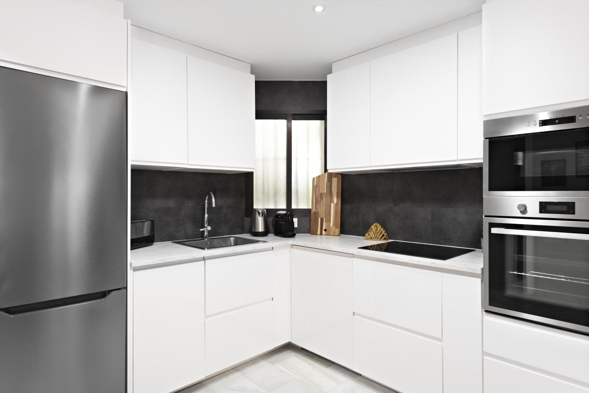 Two Bedroom Apartment In Puerto Banus With Terrace Marbella Buitenkant foto